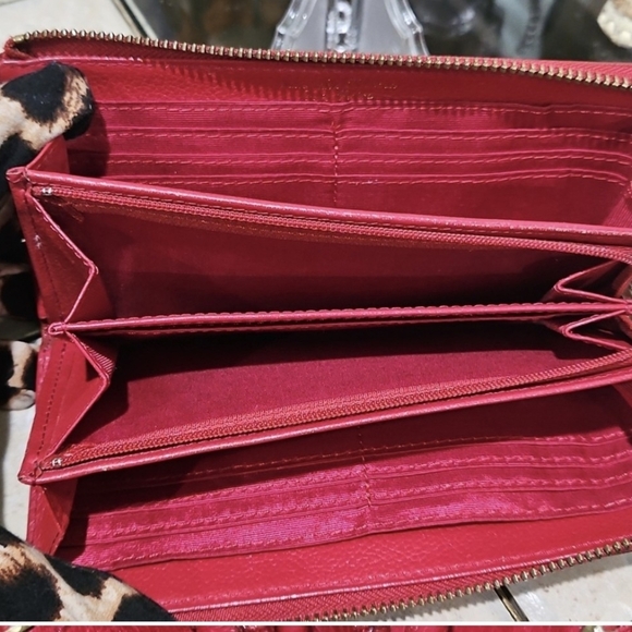 Samantha Thavasa Petit Choice Long Zip Red Wallet Bow GUC - Picture 8 of 9